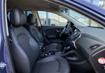 Подержанный автомобиль Hyundai ix35 2014 года (21 фото)