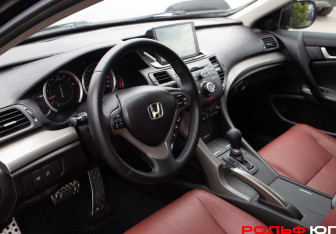 Подержанный автомобиль Honda Accord Sedan 2008 года (10 фото)
