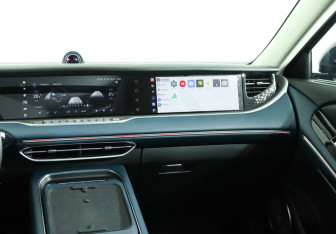 Подержанный автомобиль Voyah Free 2023 года (14 фото)