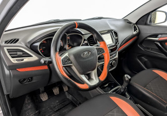 Подержанный автомобиль LADA (ВАЗ) Vesta Wagon 2019 года (16 фото)