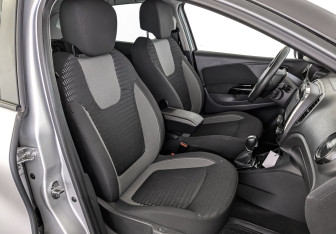 Подержанный автомобиль Renault Kaptur 2017 года (24 фото)
