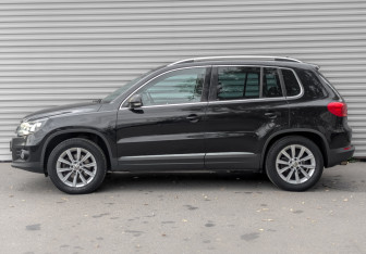 Подержанный автомобиль Volkswagen Tiguan 2012 года (8 фото)