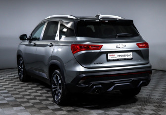 Подержанный автомобиль Chevrolet Captiva 2022 года (26 фото)