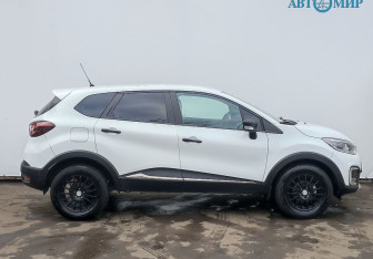 Подержанный автомобиль Renault Kaptur 2018 года (4 фото)