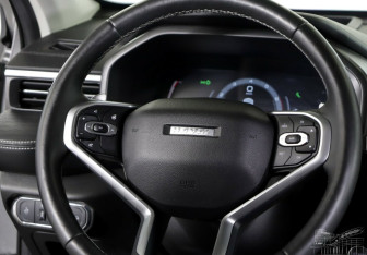Подержанный автомобиль Haval Jolion 2022 года (12 фото)