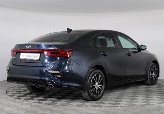 Подержанный автомобиль Kia Cerato Sedan 2021 года (5 фото)