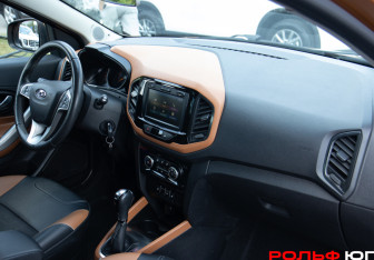 Подержанный автомобиль LADA (ВАЗ) XRAY 2019 года (7 фото)