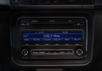 Подержанный автомобиль Skoda Fabia Hatchback 2010 года (18 фото)