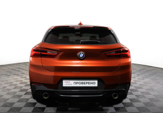 Подержанный автомобиль BMW X2 2018 года (6 фото)