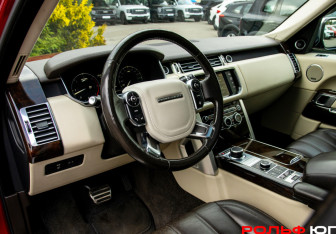 Подержанный автомобиль Land Rover Range Rover 2014 года (23 фото)
