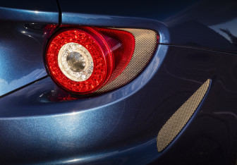 Подержанный автомобиль Ferrari FF 2015 года (10 фото)