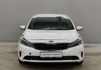 Подержанный автомобиль Kia Cerato Sedan 2018 года (2 фото)