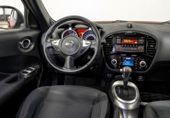 Подержанный автомобиль Nissan Juke 2014 года (26 фото)