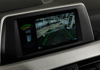 Подержанный автомобиль BMW X1 2018 года (17 фото)