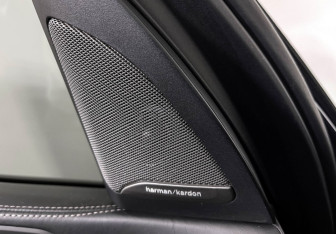 Подержанный автомобиль BMW X5 2020 года (20 фото)