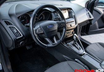 Подержанный автомобиль Ford Focus Hatchback 2019 года (14 фото)