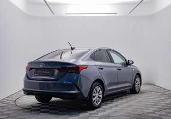 Подержанный автомобиль Hyundai Solaris Sedan 2020 года (5 фото)