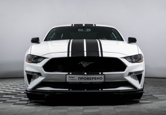 Подержанный автомобиль Ford Mustang Coupe 2020 года (2 фото)
