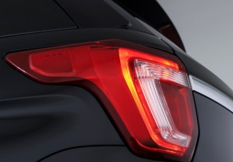 Подержанный автомобиль Ford Explorer 2019 года (24 фото)