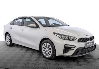 Подержанный автомобиль Kia Cerato Sedan 2019 года (3 фото)