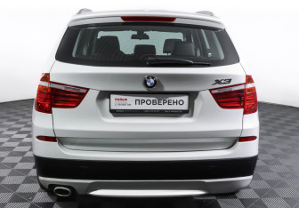 Подержанный автомобиль BMW X3 2013 года (6 фото)