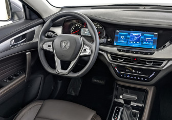 Подержанный автомобиль Changan CS35PLUS 2019 года (30 фото)