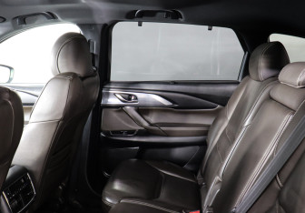 Подержанный автомобиль Mazda CX-9 2020 года (11 фото)