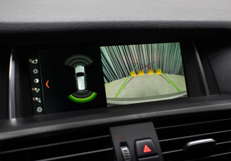 Подержанный автомобиль BMW X3 2013 года (21 фото)