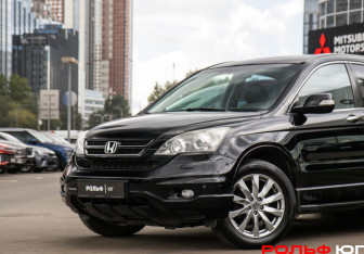 Подержанный автомобиль Honda CR-V 2011 года (15 фото)