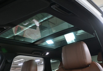 Подержанный автомобиль Land Rover Range Rover Sport 2015 года (25 фото)