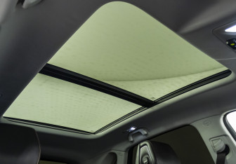 Подержанный автомобиль Changan UNI-K 2023 года (19 фото)