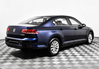 Подержанный автомобиль Volkswagen Passat Sedan 2016 года (3 фото)
