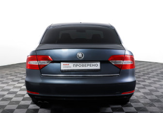 Подержанный автомобиль Skoda Superb Liftback 2014 года (6 фото)