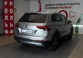 Подержанный автомобиль Volkswagen Tiguan 2018 года (4 фото)
