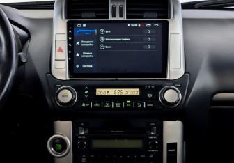 Подержанный автомобиль Toyota Land Cruiser Prado 2013 года (15 фото)