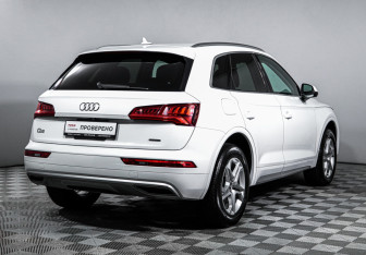 Подержанный автомобиль Audi Q5 2019 года (5 фото)