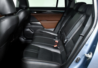 Подержанный автомобиль GAC GS8 2021 года (15 фото)