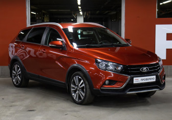Подержанный автомобиль LADA (ВАЗ) Vesta Wagon 2018 года (3 фото)