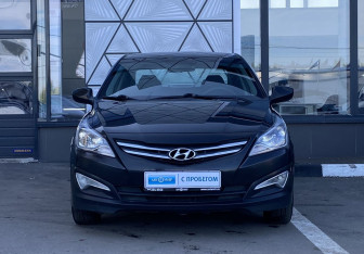 Подержанный автомобиль Hyundai Solaris Sedan 2016 года (2 фото)