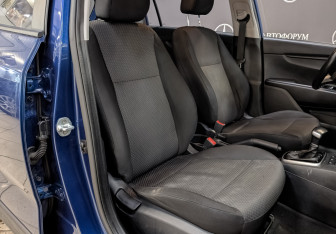 Подержанный автомобиль Kia Rio Hatchback 2021 года (21 фото)