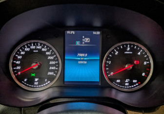 Подержанный автомобиль Mercedes-Benz GLC Coupe 2020 года (16 фото)