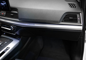 Подержанный автомобиль Audi Q5 2018 года (30 фото)