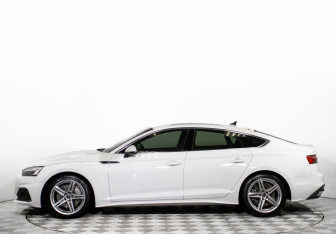 Подержанный автомобиль Audi A5 Liftback 2021 года (6 фото)