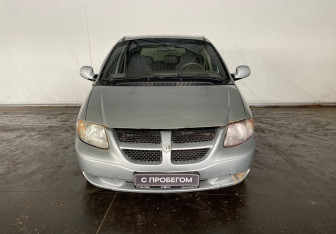 Подержанный автомобиль Dodge Caravan 2003 года (2 фото)