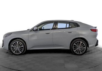 Новый BMW X2 2025 (3 фото)