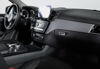 Подержанный автомобиль Mercedes-Benz GLE AMG 2016 года (9 фото)