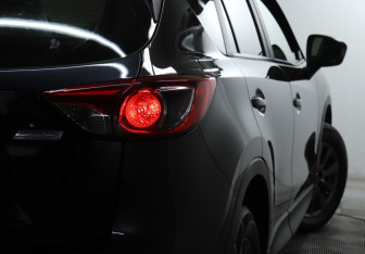 Подержанный автомобиль Mazda CX-5 2012 года (19 фото)