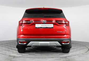 Подержанный автомобиль Changan CS35PLUS 2019 года (6 фото)