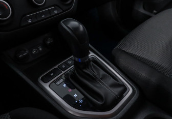 Подержанный автомобиль Hyundai Creta 2019 года (9 фото)