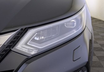 Подержанный автомобиль Nissan Qashqai 2019 года (11 фото)
